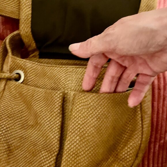 Camel Lamb Leather Crossbody Bag/Banana Republic - Picture 2 of 3